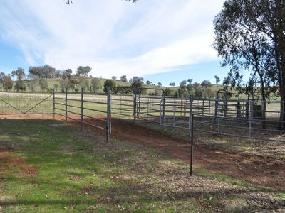 261 Sawyer Road, Jindera