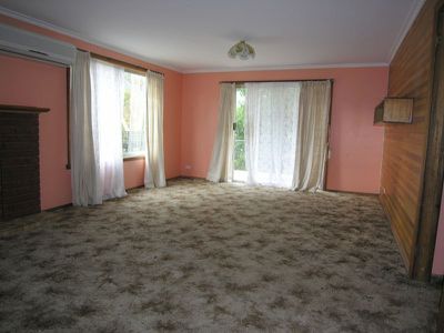 20 Jordan's Road, Mountain River