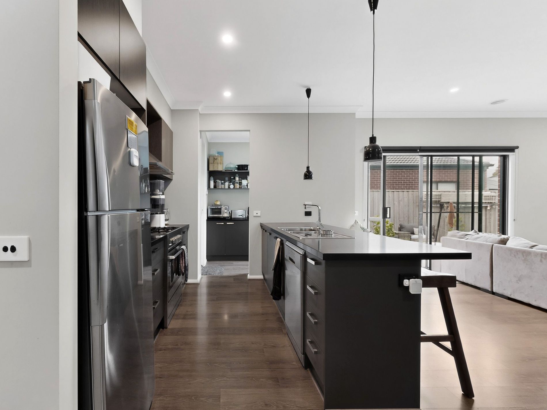 9 Kallista Circuit, Officer