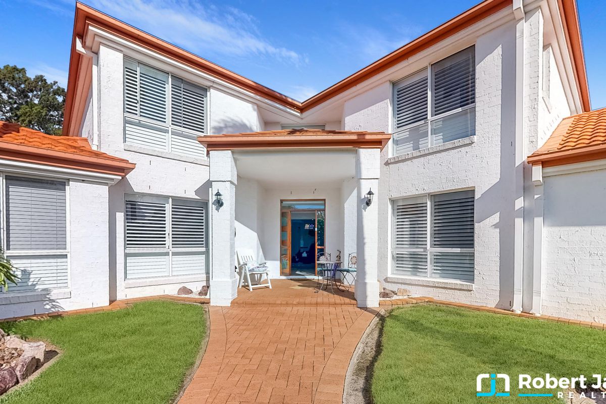 1 Wirra Place, Tewantin