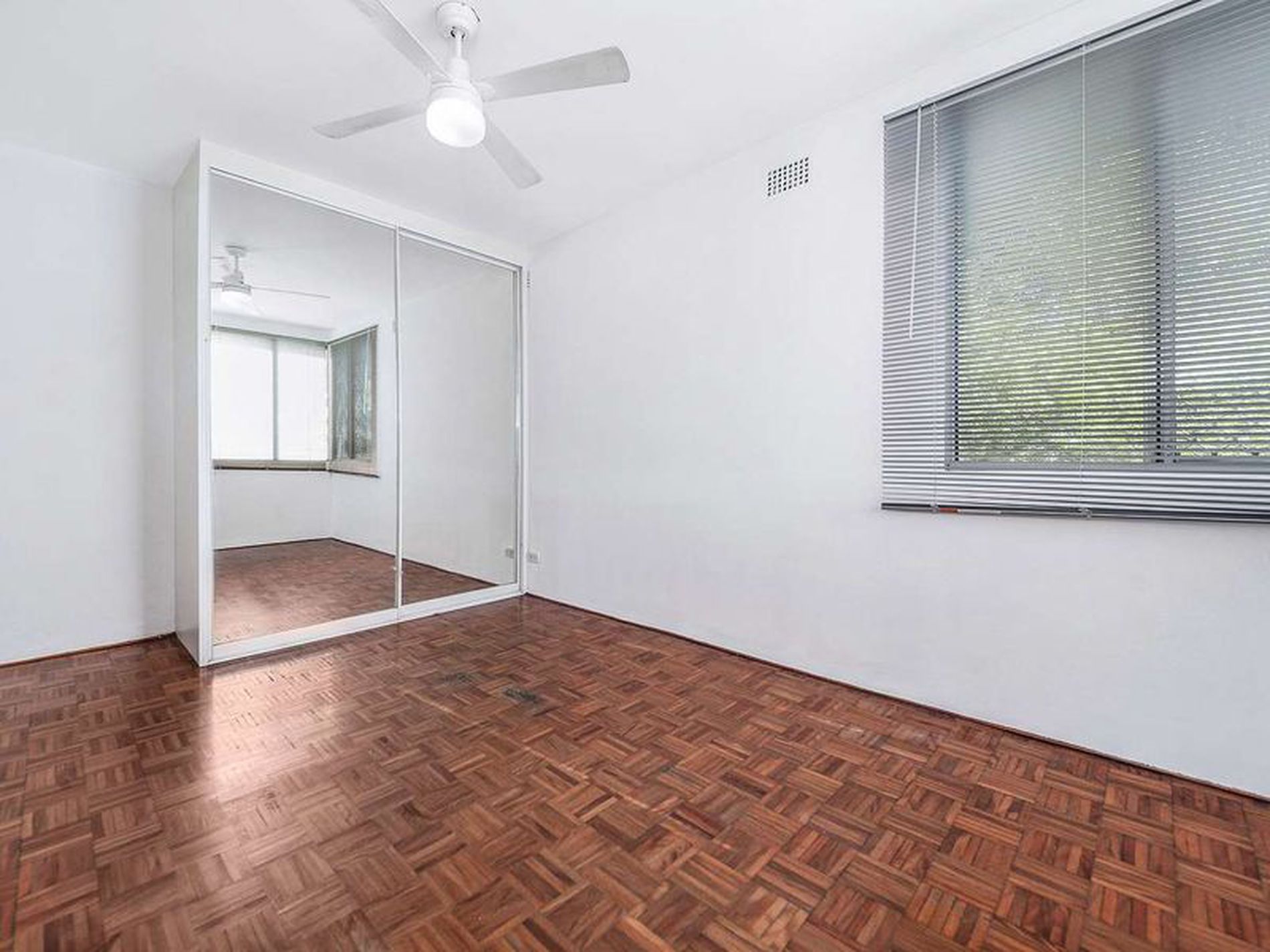 1 / 270 King Georges Road, Roselands