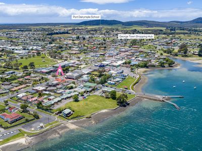 3 / 14 Macquarie Street, George Town