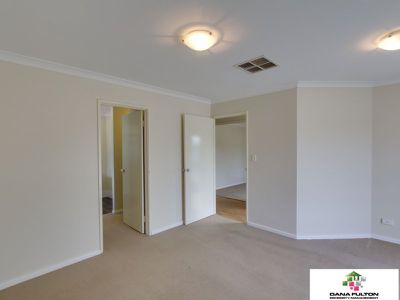 24 Coffs Bend, Secret Harbour