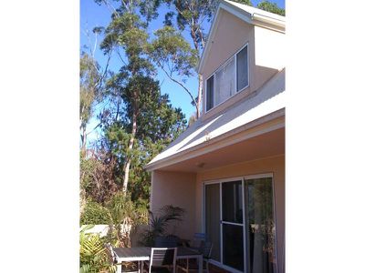 2 / 5 King Street, Ourimbah