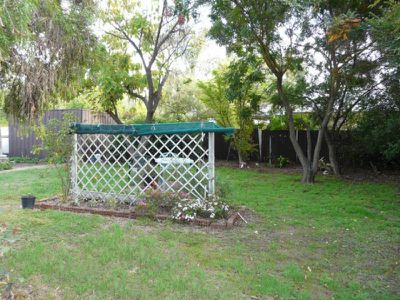 8 White Avenue, Tocumwal