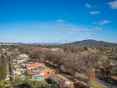 76 / 1 Mouat Street, Lyneham