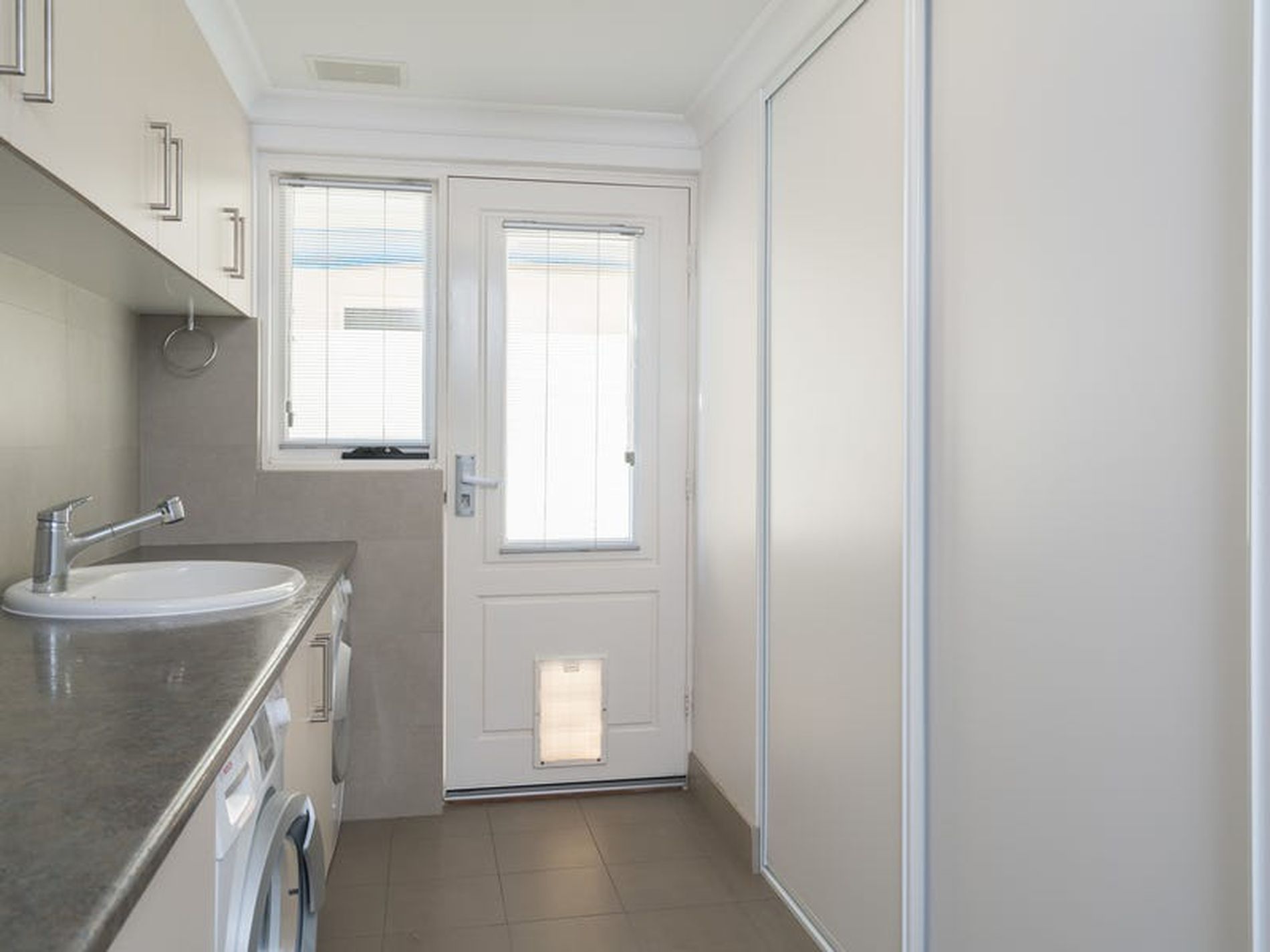 50 Maldives Drive, Hillarys