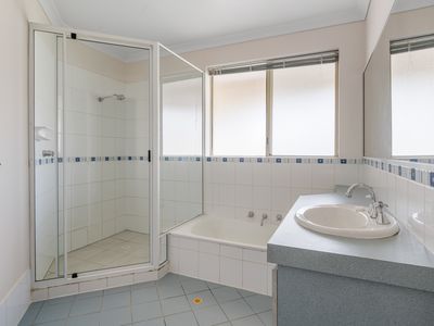 6 Killington Crescent, Boulder