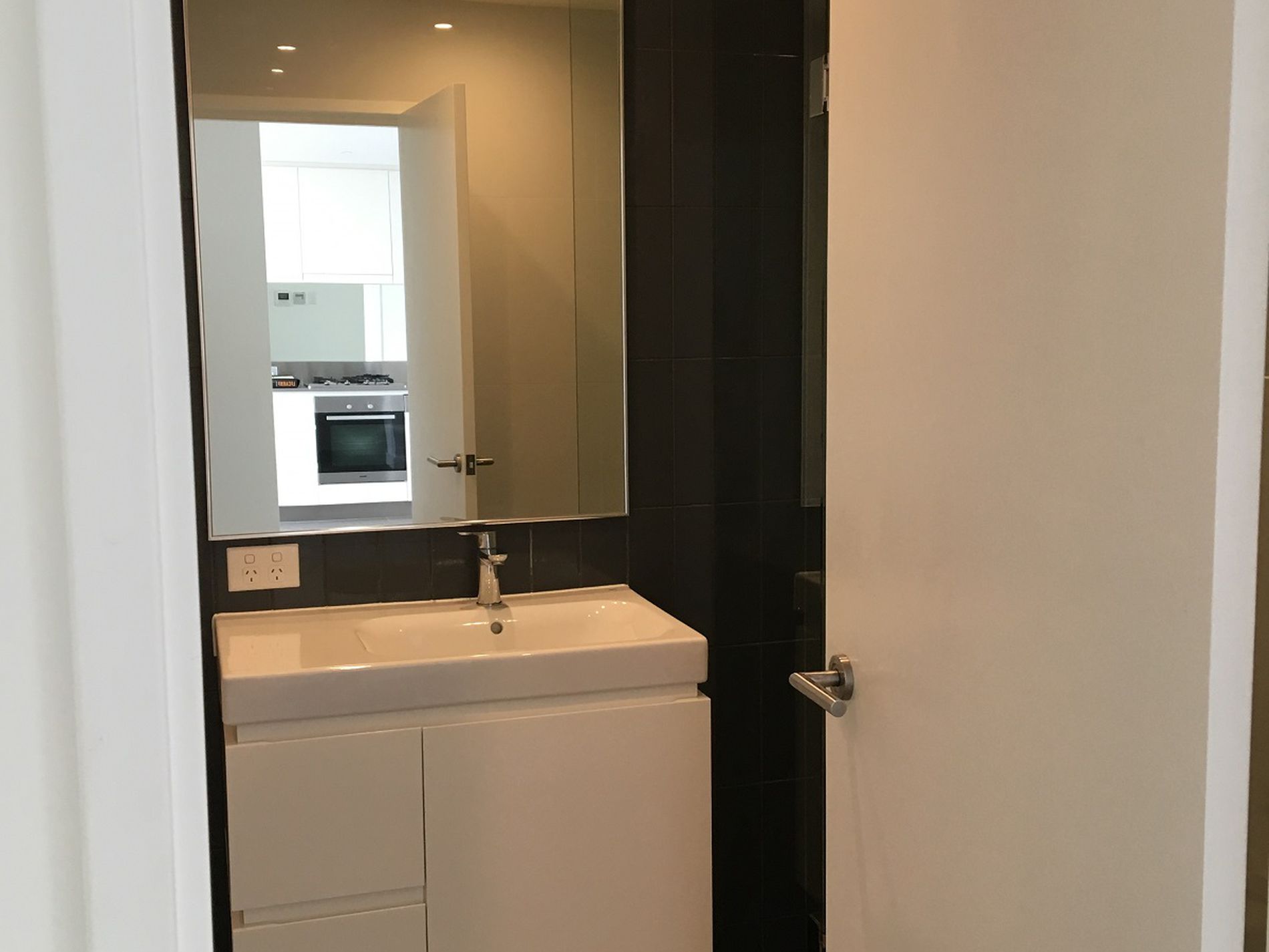 803 / 5 Grattan Close, Forest Lodge