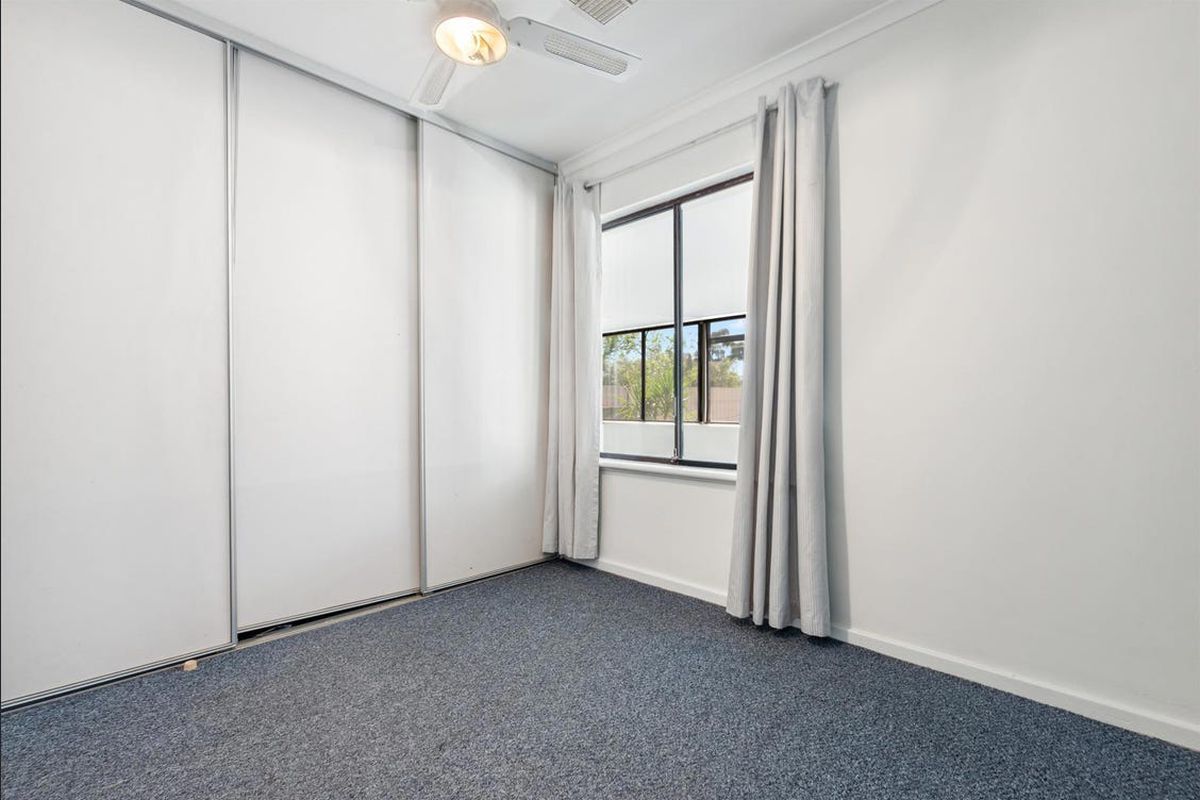 42 Garnet Drive, Salisbury East