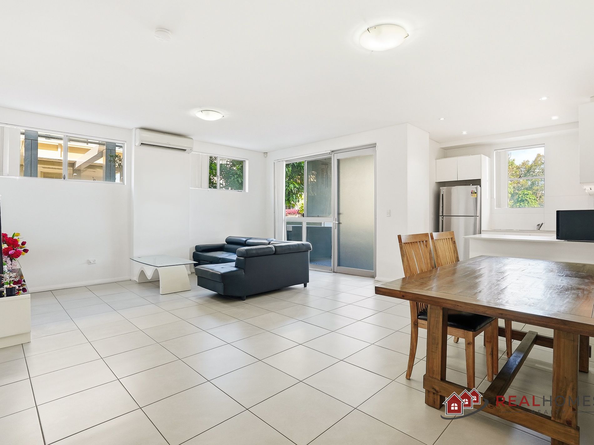 80 / 56 Lakeside Parade, Jordan Springs