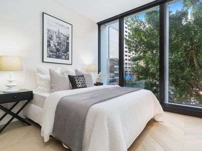 302 / 130 Elizabeth Street, Sydney