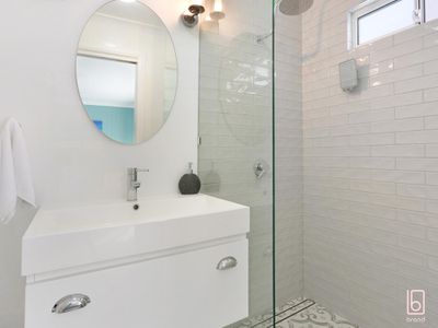 146 Cams Boulevard, Summerland Point