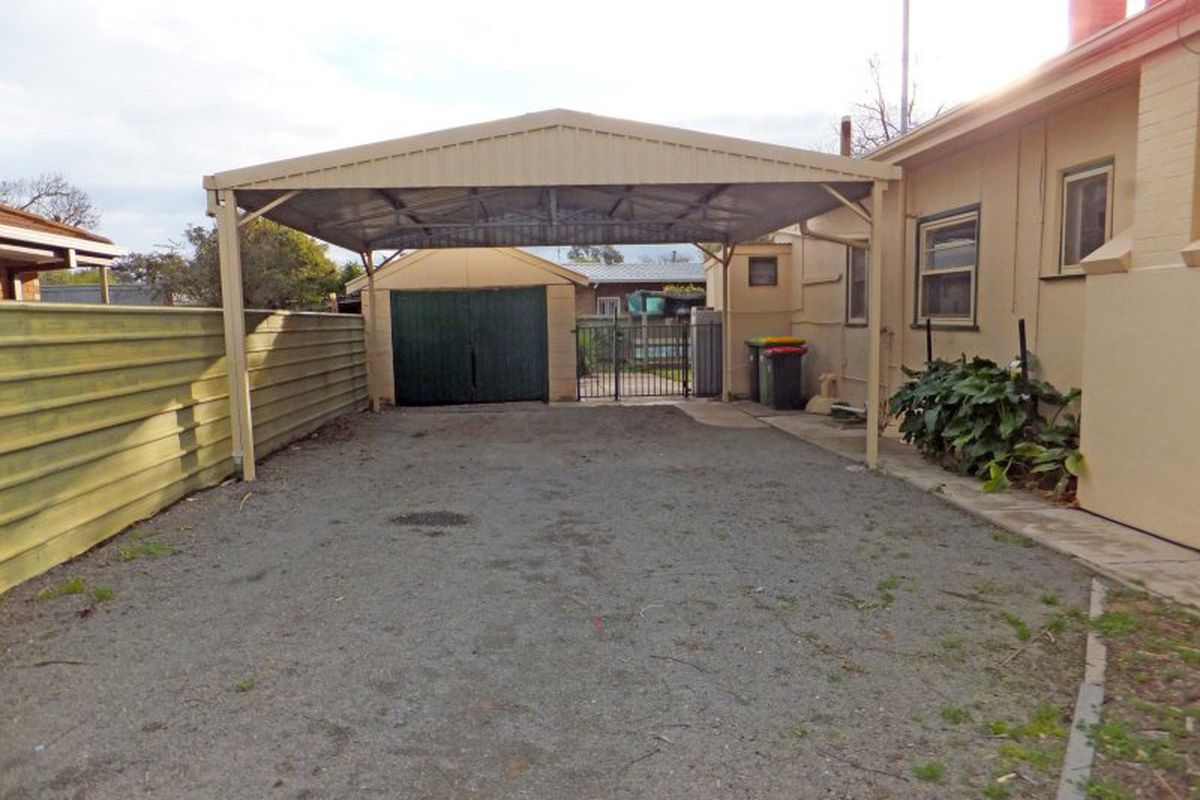 70 Lake Road, Kyabram