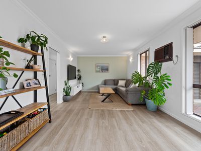 12 Ellen Way, Sale