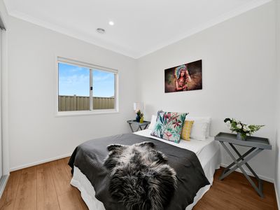 10 Ardisia Way, Manor Lakes