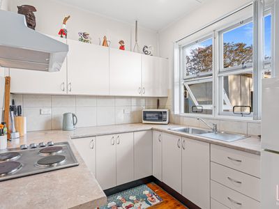 6 Brennon Road, Gorokan