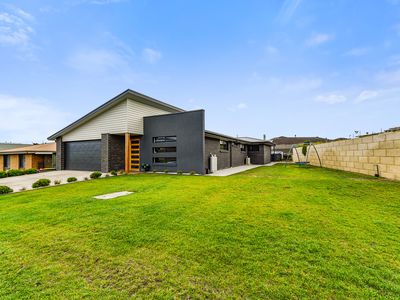 18 Cape Buffon Drive, Southend