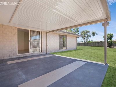 27 Topaz Circuit, Urangan