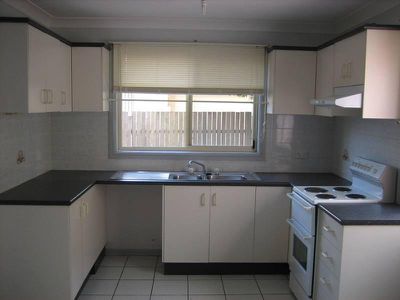 2 / 112 Pur Pur Ave, Lake Illawarra