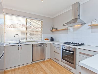 7/76 Corbett Street, Scarborough