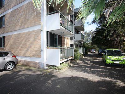 17 / 52 Meadow Crescent, Meadowbank