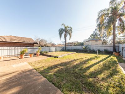 37 Coral Crescent, Dubbo