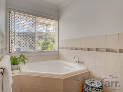 79 Larcombe Drive, Wongawallan