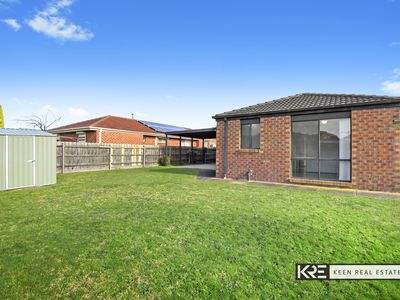 6 Ironbark Close, Hampton Park