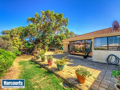 121 Lagoon Drive, Yanchep