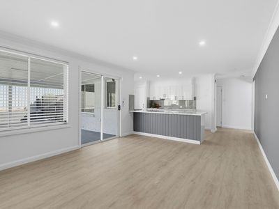 24 Peppermint Drive, Worrigee