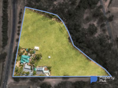 28 Calder Highway, Wedderburn