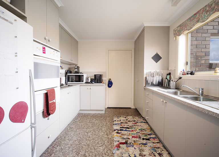 21 Juliani Place, Portland