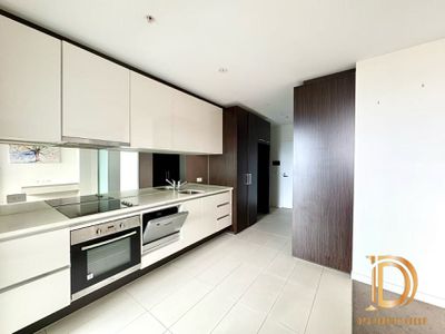 2710 / 639 Lonsdale Street, Melbourne