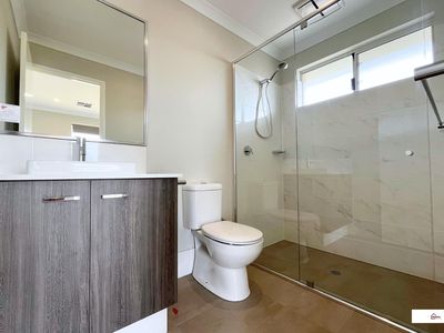 17 Lumberjack Ave, Whitby