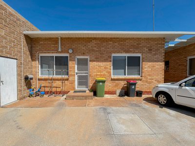 1 / 130 Curlewis Street, Swan Hill