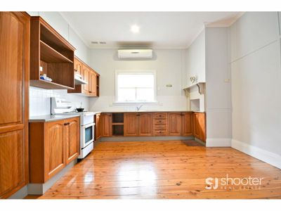 21 Macleay Street, Dubbo