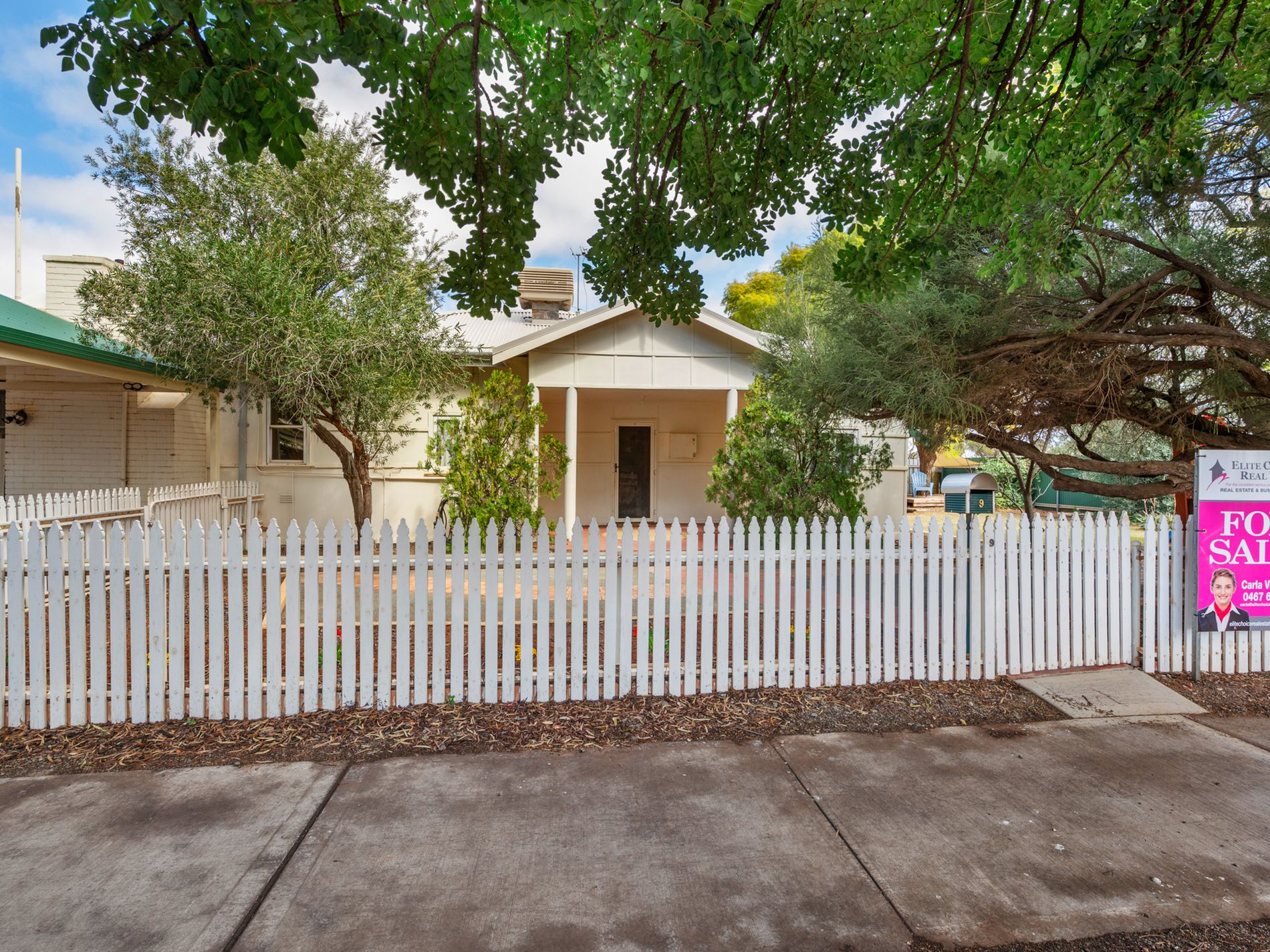 9 Butterfly Street, Piccadilly