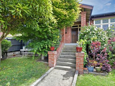 11 Salier Crescent, Mount Stuart