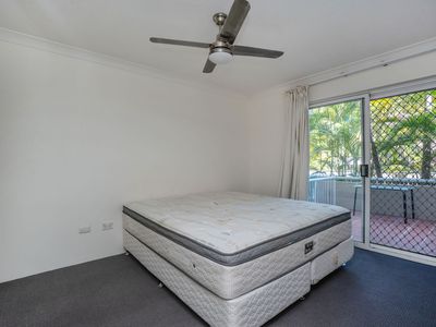 10 / 23 Wharf Road, Surfers Paradise