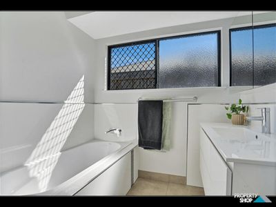 19 Homevale Ent, Mount Peter