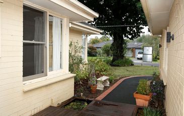 40 Railway Avenue, Beaconsfield