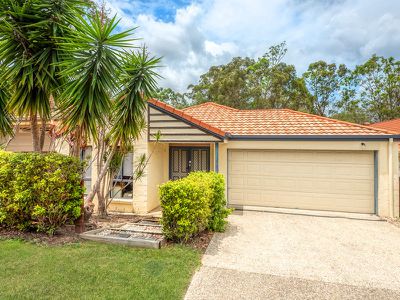4 Sundown Lane, Forest Lake