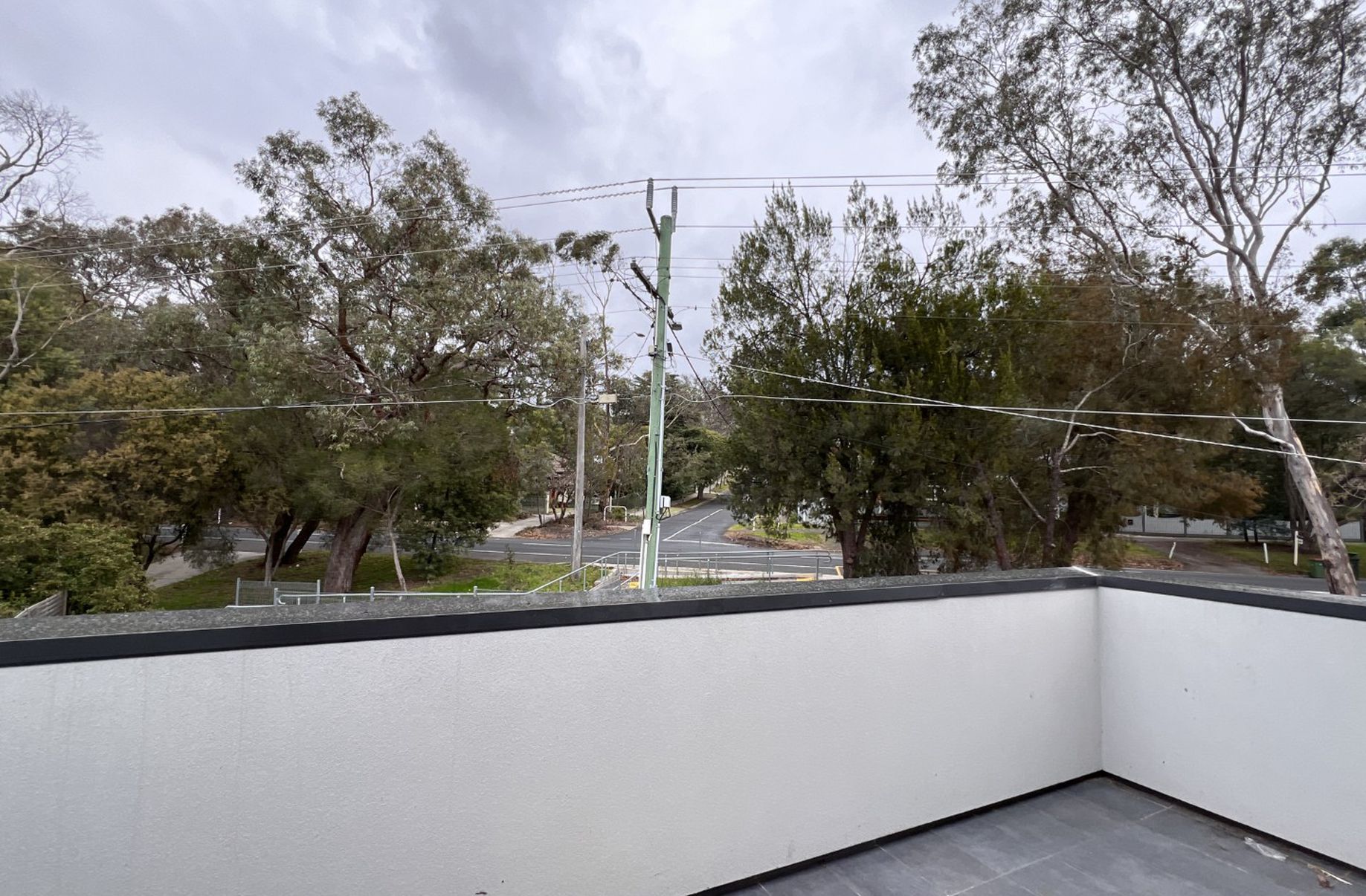 1 / 98 Croydon Road, Croydon
