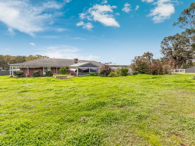 33 Stanley Crescent, Kangaroo Flat