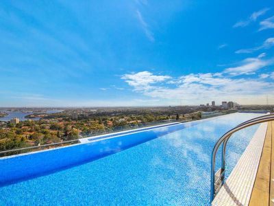 1310 / 225 Pacific Highway, North Sydney
