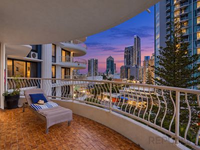 6B / 30 LAYCOCK STREET, Surfers Paradise
