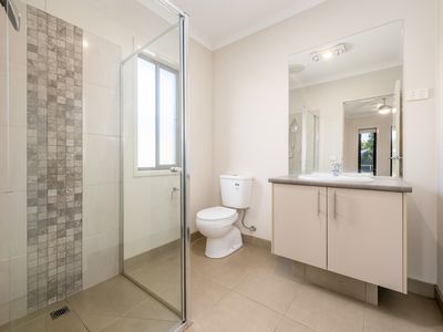 3 Killarney Crescent , Tatura