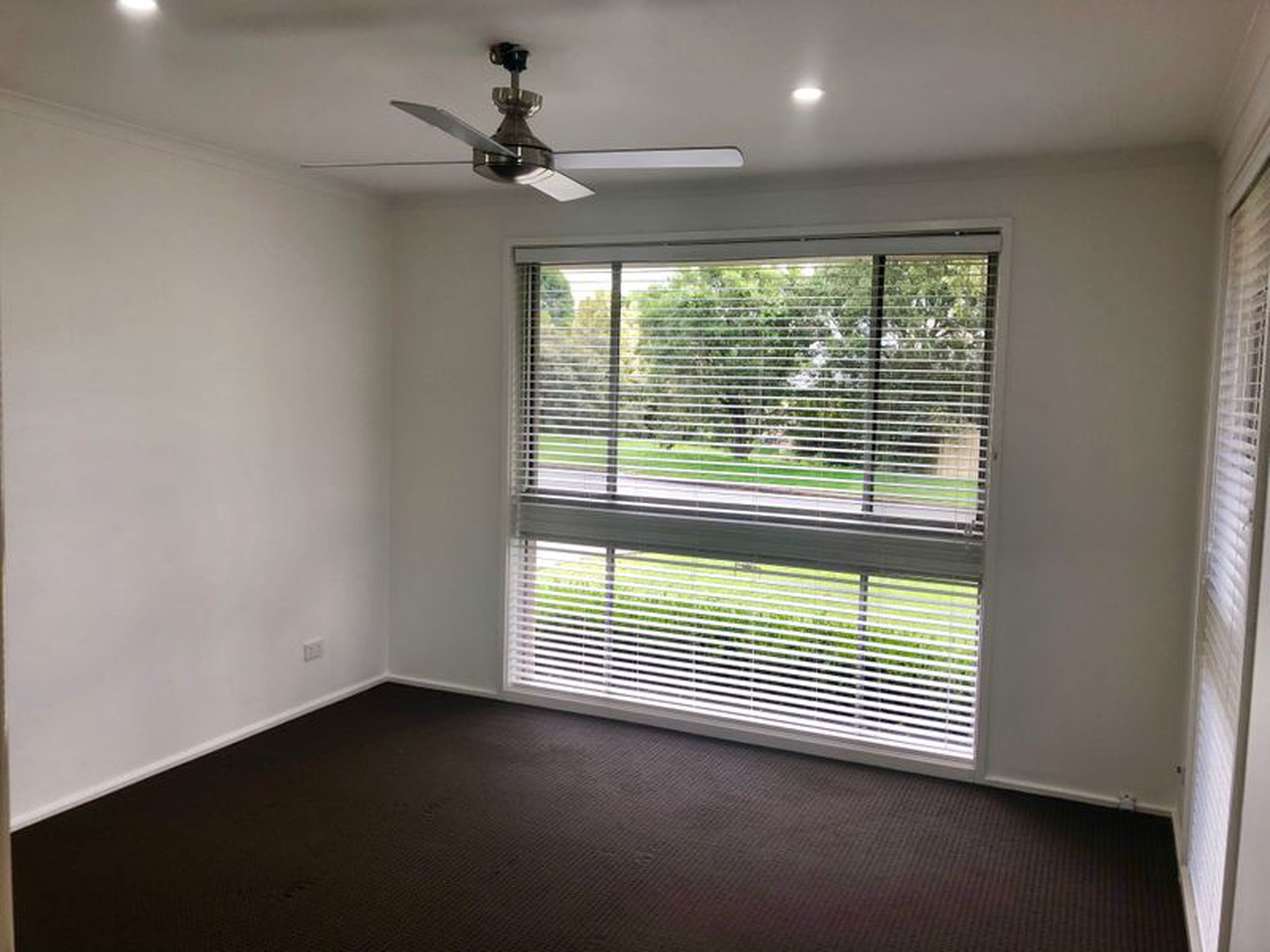 8 Timaru Grove, SOUTH PENRITH