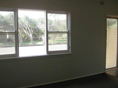 3 / 19 Ocean Street, Windang